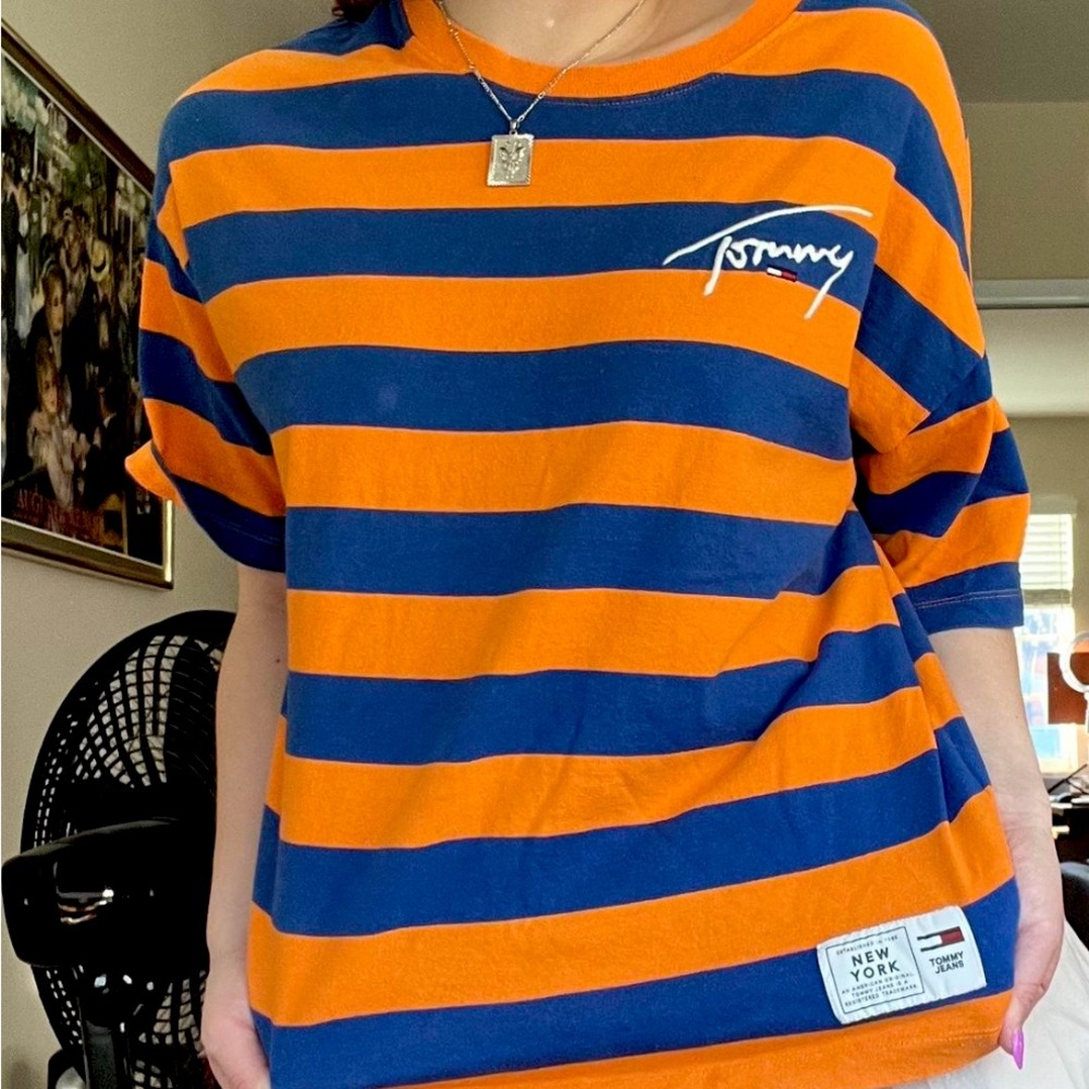 Vintage tommy jeans tee 👕